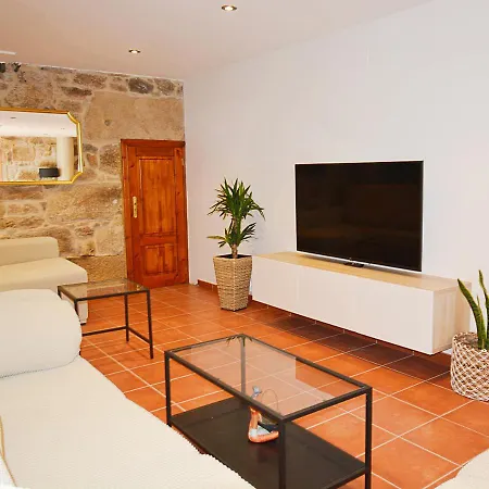 Galihost - Casa Con Enorme Jardin En Holiday home