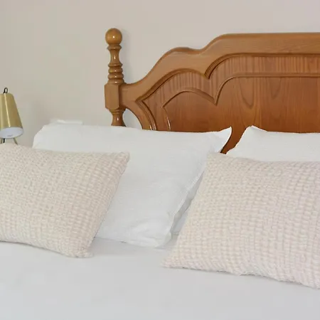 Сasa de vacaciones Casa Con Enorme Jardín En Cambados