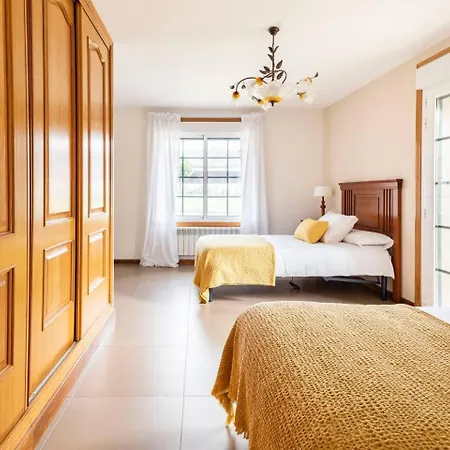 Casa Con Enorme Jardín En Сasa de vacaciones Cambados