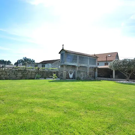 Holiday home Galihost - Casa Con Enorme Jardin En Cambados
